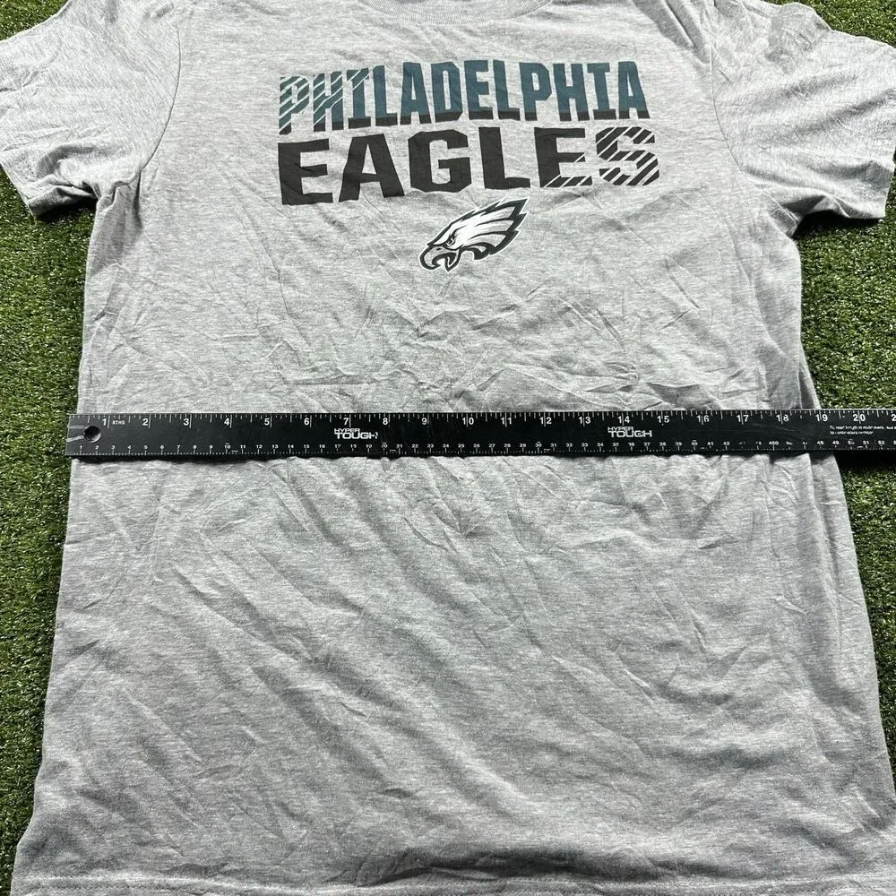 Philadelphia Eagles Fanatics Men's T-Shirt M Sleeve Kelce NWT